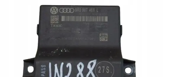 Audi A4 S4 B8 8K Gateway control module 8R0907468L