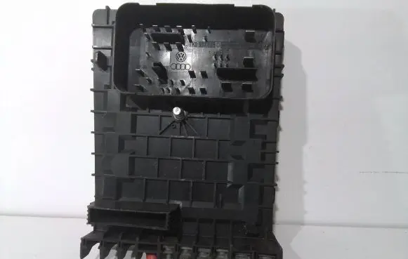 Volkswagen Golf V Fuse box set 1718128