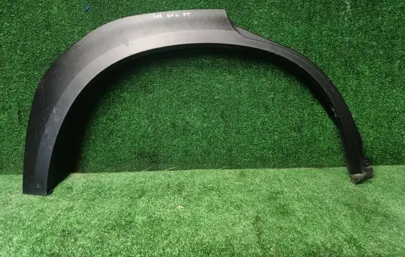 Suzuki SX4 S-Cross Rear arch trim 7725163T0