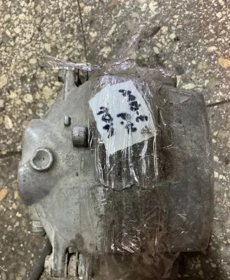 Mercedes-Benz E W212 Front brake caliper
