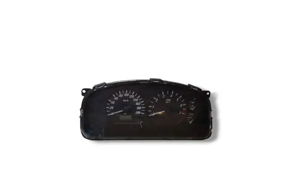 Suzuki Wagon R+ Speedometer (instrument cluster) 88311309