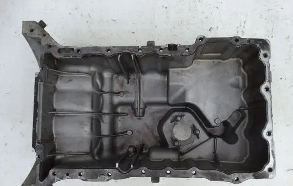 Mercedes-Benz C W205 Oil sump A2700140000