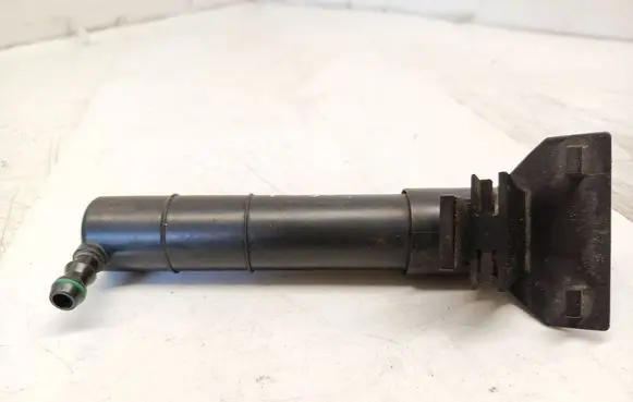 Ford Focus Headlight washer spray nozzle 8WT00924000 4M5113L014AB C95YB