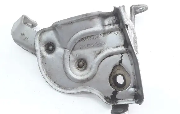 Mercedes-Benz C W204 Other engine bay part A2710960240