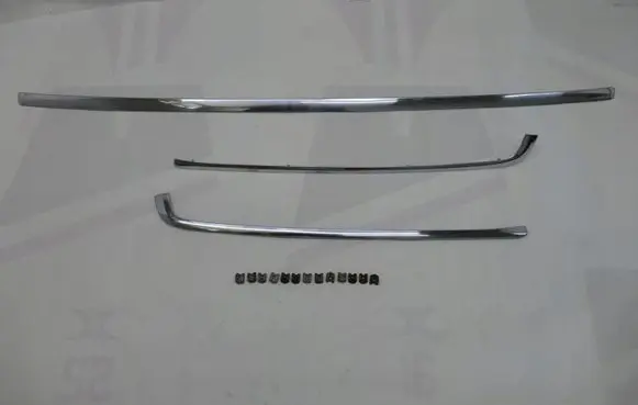 Mercedes-Benz E W124 Rear bumper trim bar molding 