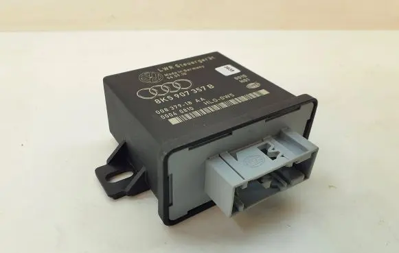 Audi A5 Sportback 8TA Light module LCM 8K5907357B 00040810 00837918AA