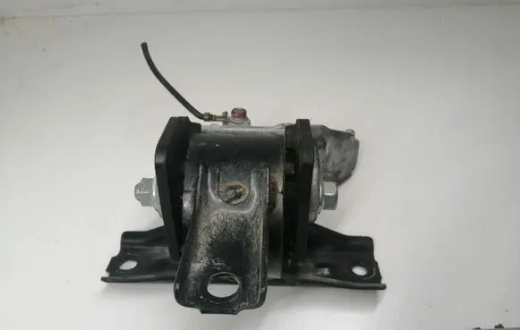 Mitsubishi Outlander Engine mount bracket MN184344