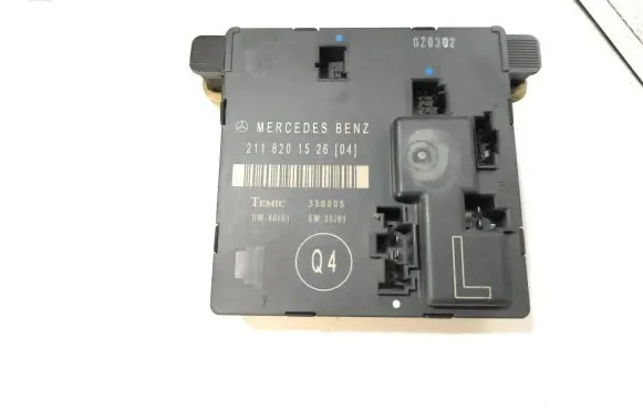 Mercedes-Benz E W211 Door control unit/module 2118201526 356805