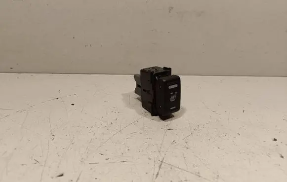 Nissan Navara D40 Seat heating switch 7413B