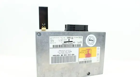 Audi A6 S6 C6 4F Bluetooth control unit module 4E0910336MX 4E0910336