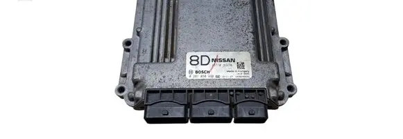 Nissan X-Trail T31 Engine control unit/module 0281030468