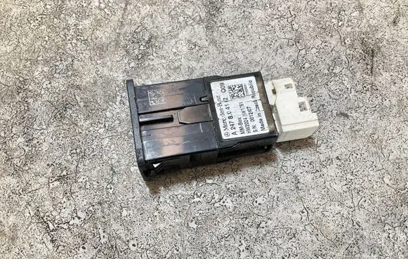 USB socket connector