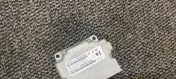 Passenger airbag on/off switch
