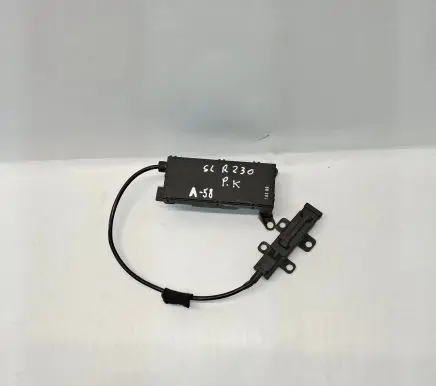 Mercedes-Benz SL R230 Keyless system antenna A2308200075