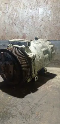 Peugeot Expert Air conditioning (A/C) compressor (pump) 9686061980
