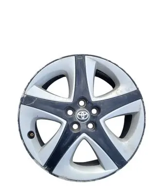Toyota Yaris R17 alloy rim