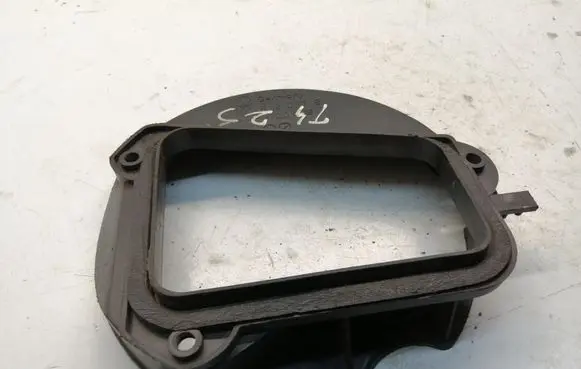 Volkswagen Transporter - Caravelle T4 Air filter box cover 701819077B