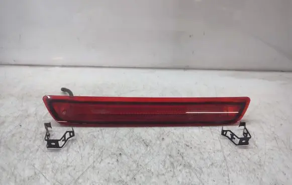 Ford Ecosport Third/center stoplight A052480