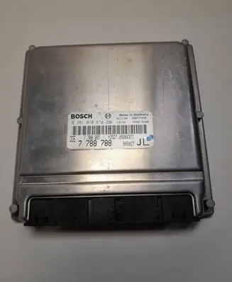 Opel Omega B2 Engine control unit/module 7788931 0281010870 7788788