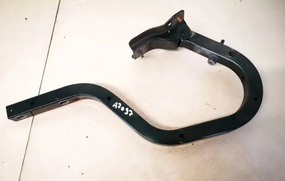 Mazda 323 Tailgate/trunk/boot hinge