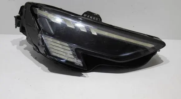 Audi A3 8Y Headlight/headlamp 8Y0941036F 37334120