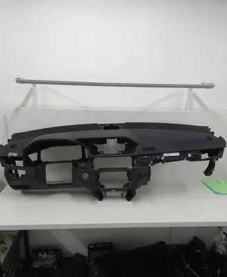 Mercedes-Benz E W212 Dashboard A2126802387