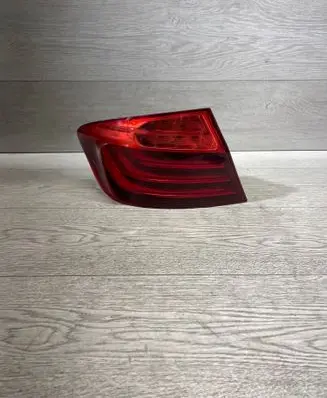 BMW 5 F10 F11 Rear/tail lights 7306161