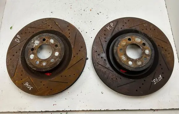 Ford Mustang VI Front brake disc 