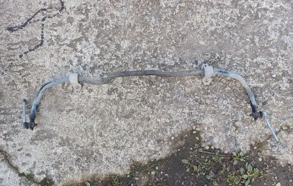 Volkswagen PASSAT B6 Front anti-roll bar/sway bar