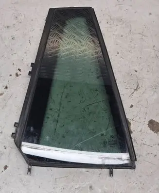 BMW X3 F25 Rear vent window glass 