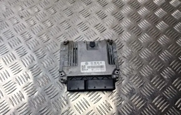 Volkswagen PASSAT B6 Engine control unit/module 03G906021AD 0281012925