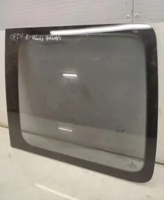 Volkswagen Caddy Rear side window