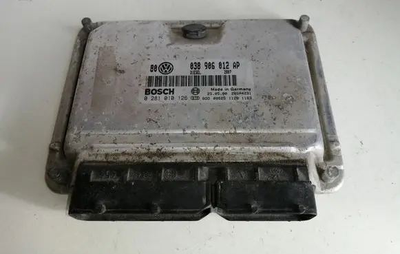 Volkswagen Golf IV Engine control unit/module 038906012AP 0281010126