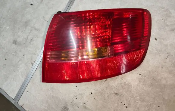 Audi A6 S6 C6 4F Rear/tail lights 89036920