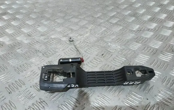 Toyota Corolla Verso E121 Front door interior handle 242302