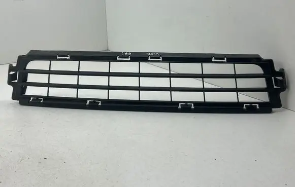 Volvo V50 Front bumper lower grill 30744911