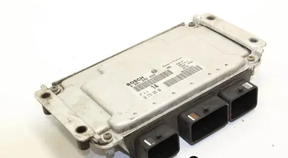 Citroen Xsara Engine control unit/module 0261206633 9637839580