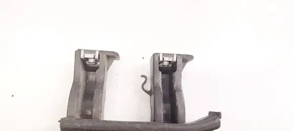 Peugeot Partner Front door glass trim molding 