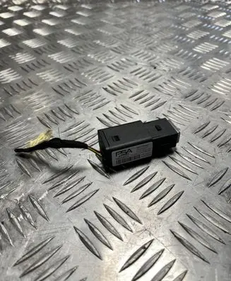 Jeep Avenger USB socket connector 9821703980