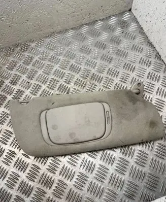 Chrysler Voyager Sun visor