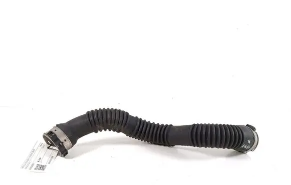 Mercedes-Benz CLA C117 X117 W117 Intercooler hose/pipe A2465200001