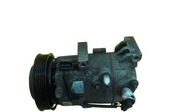 KIA Sportage Air conditioning (A/C) compressor (pump) F500DX9EA10