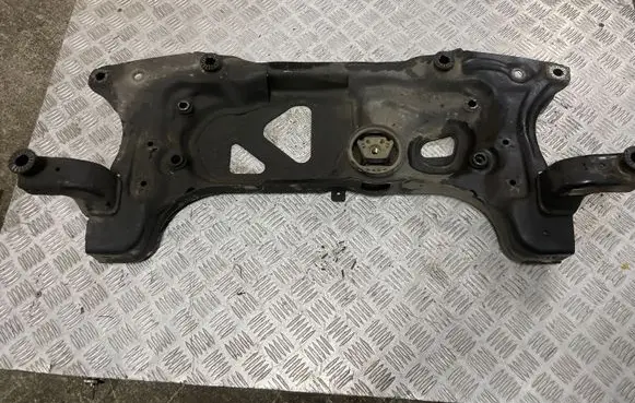 Volkswagen Jetta VI Front subframe