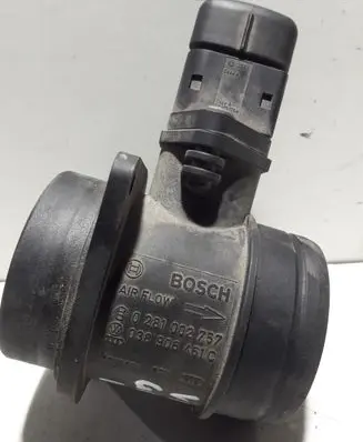 Skoda Fabia Mk1 (6Y) Mass air flow meter 0281002757 038906461C