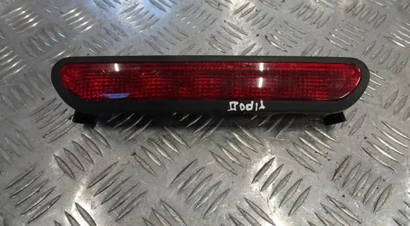 Fiat Tipo Third/center stoplight 05003099900010