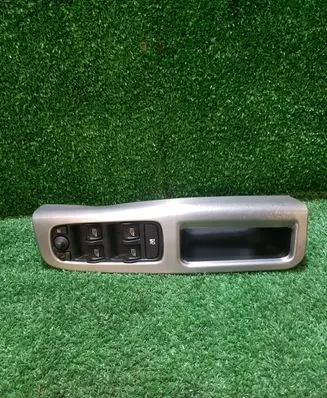 Volvo V50 Quarter vent window switch 31295120AA