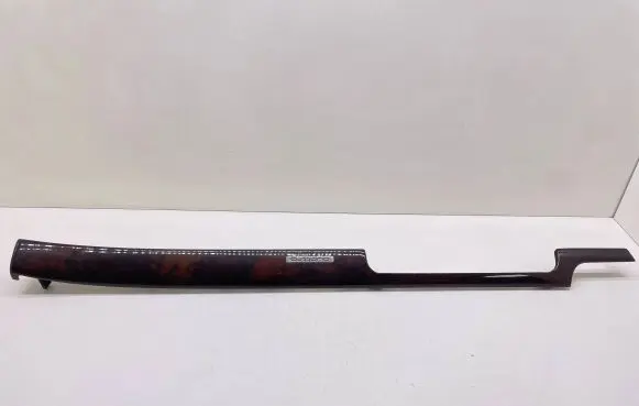 Dashboard glove box trim