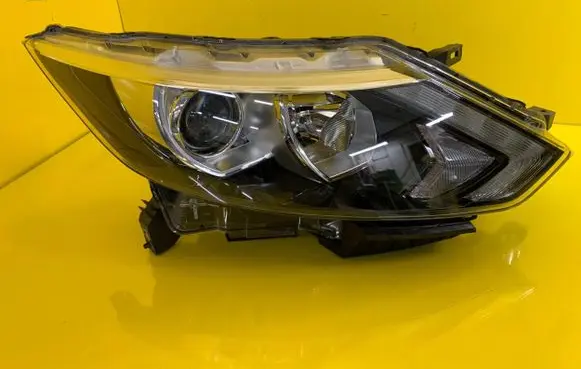 Nissan Qashqai Headlight/headlamp 100-18013