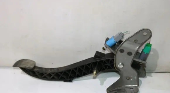 Clutch pedal