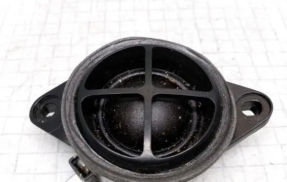 Audi A6 S6 C4 4A Front door high frequency speaker 4A0035399